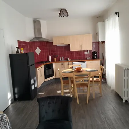 Apartment Bel Combronde